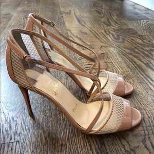 NIB Louboutin “Slikova 85” Nude Patent / 6 / $895